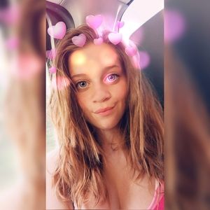 Meet your Posher, Alyssa